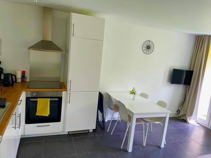 Gîte pour 6 personnes, avec terrasse et vue, animaux acceptés à La Calamine - 3