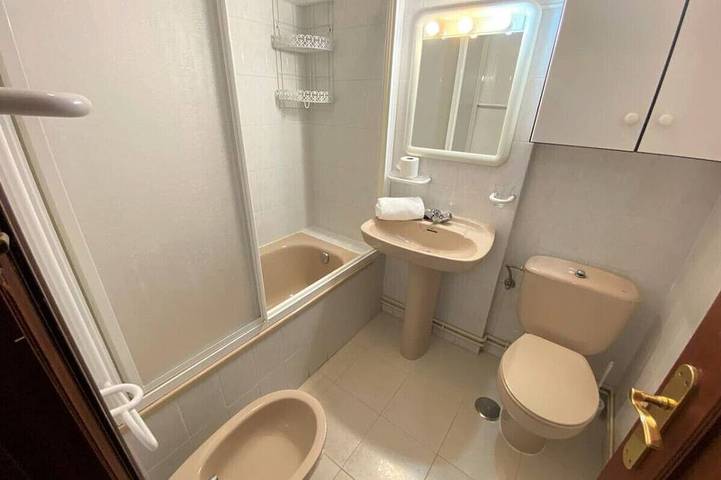 Ganze Wohnung, Apto céntrico en la playa - La Dehesa 5500 in Isla, Arnuero