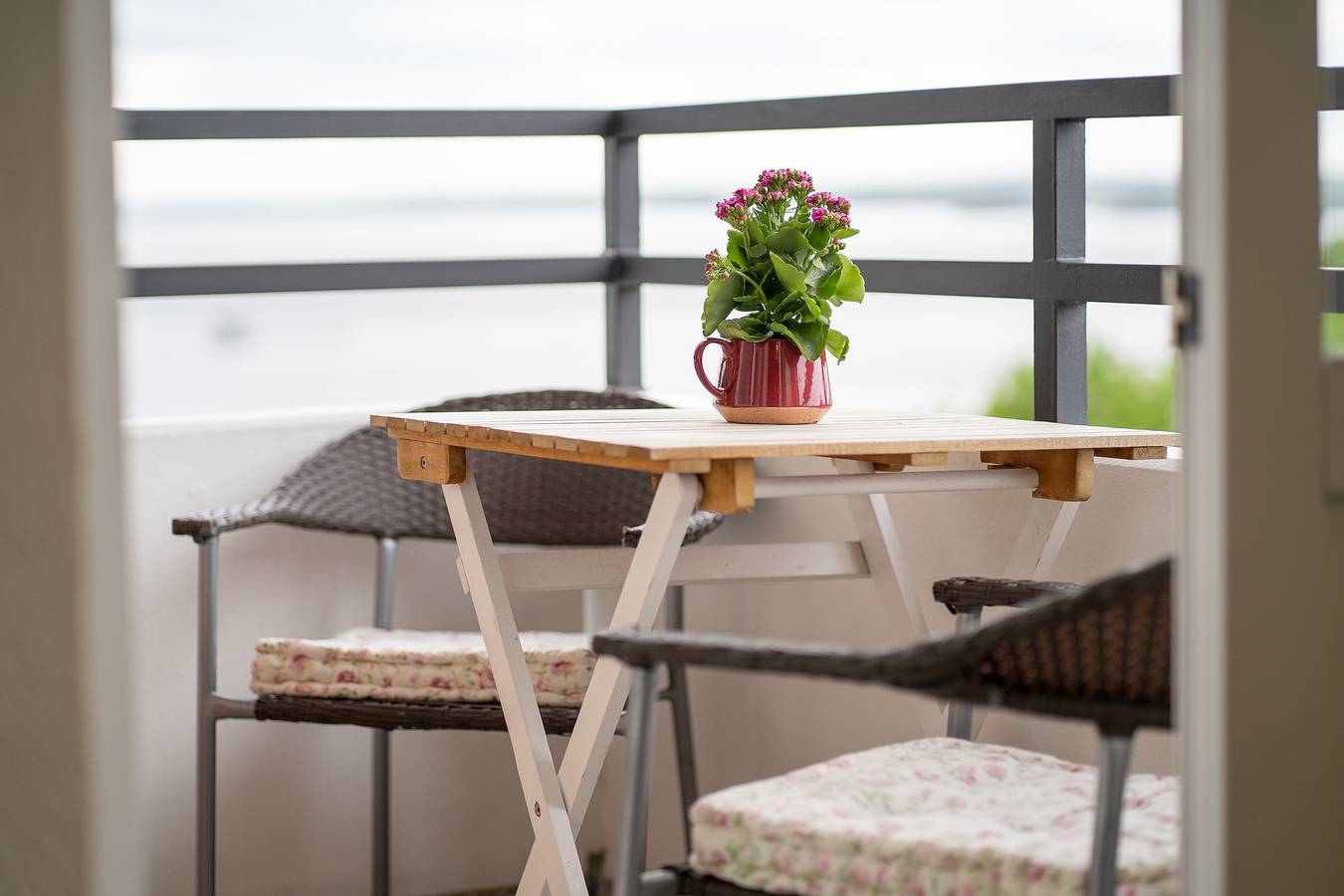 Vakantieappartement voor 2 personen met uitzicht op het meer, foto 6