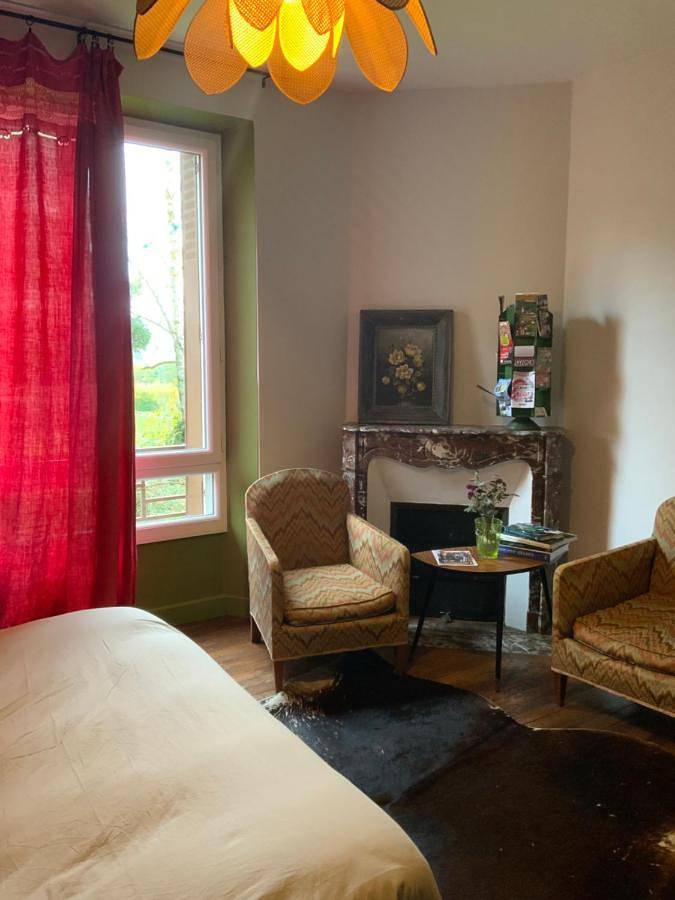 Appartement de vacances entier, Double Room with Garden View in Cuzion, Région de La Châtre