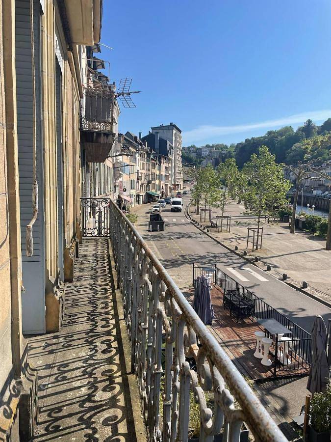 Location de vacances pour 5 personnes, avec vue et balcon à Tulle