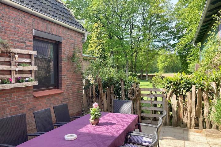 Ferienhaus für 8 Personen, mit Terrasse und Garten