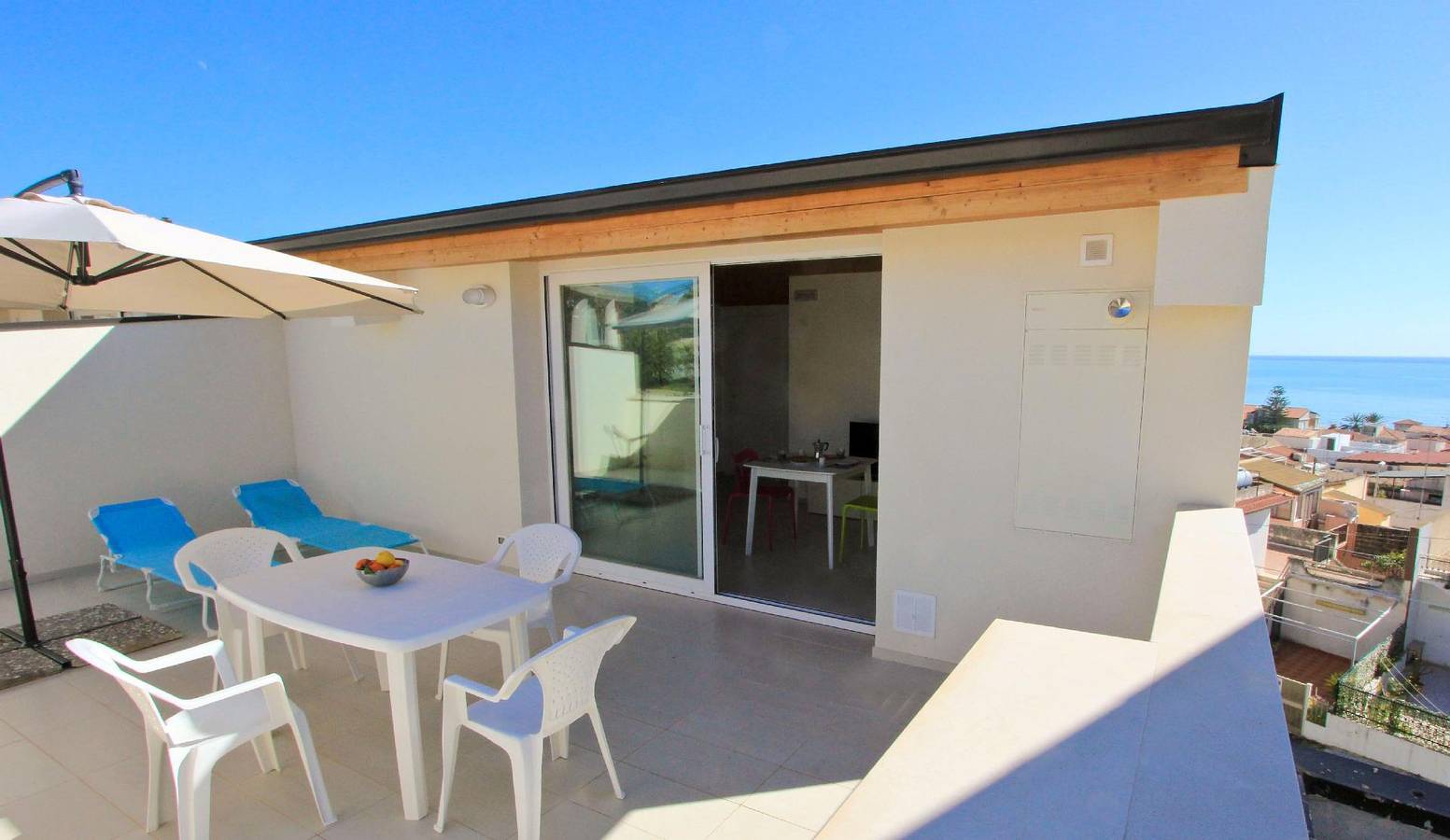 Appartement de vacances entier, One Bedroom Apartment with big veranda. in Marina di Ragusa, Province de Ragusa