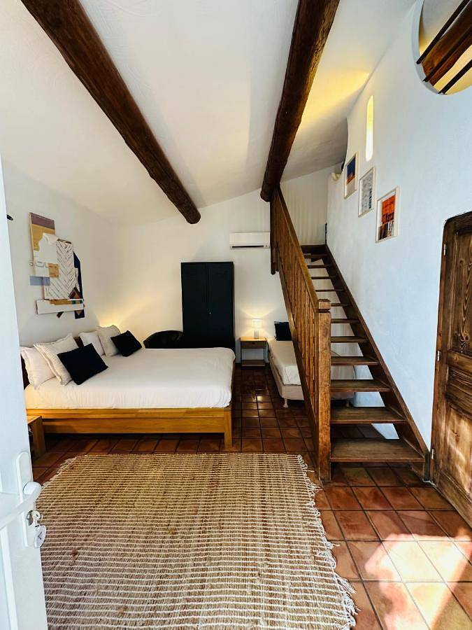 Auberge d'Anais in Entrechaux, Parc naturel régional du Mont-Ventoux