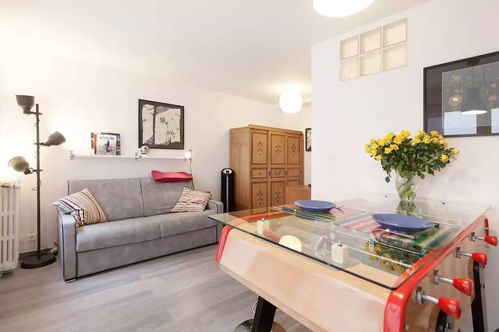Apartamento entero, Estudio en nuestras casas a 2 pasos de la Place Gambetta in París, Isla de Francia