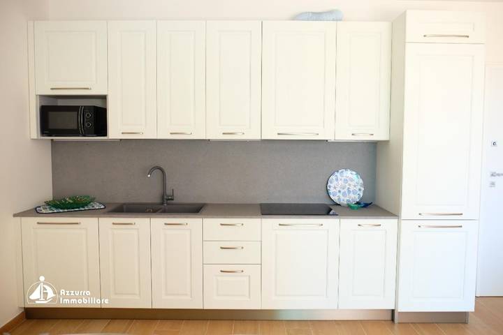 Ganze Wohnung, Ferienwohnung 'Nember Sea Houses' mit Meerblick, privater Terrasse und Balkon in Lido di Jesolo, Jesolo-stadt