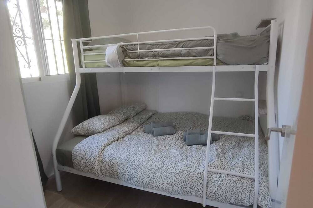 Suites & Beds- Rincones del mundo in Guaro , Sierra de las Nieves