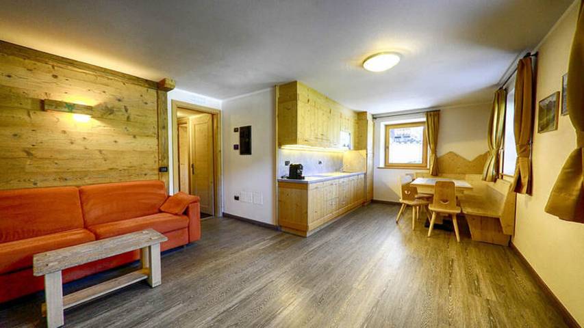 Apartamento entero, Piso Salient - Baita Cusini con vistas a la montaña, zona de spa y Wi-Fi in Teola, Livigno