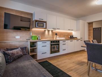 Ferienwohnung für 18 Personen, mit Terrasse in Hippach