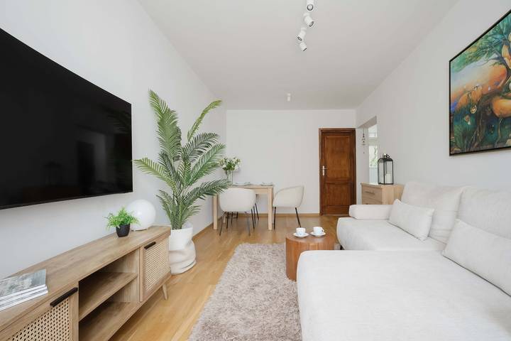 Apartament wakacyjny dla 4 osób, z ogród, zwierzęta dozwolone w Warszawa (Śródmieście)