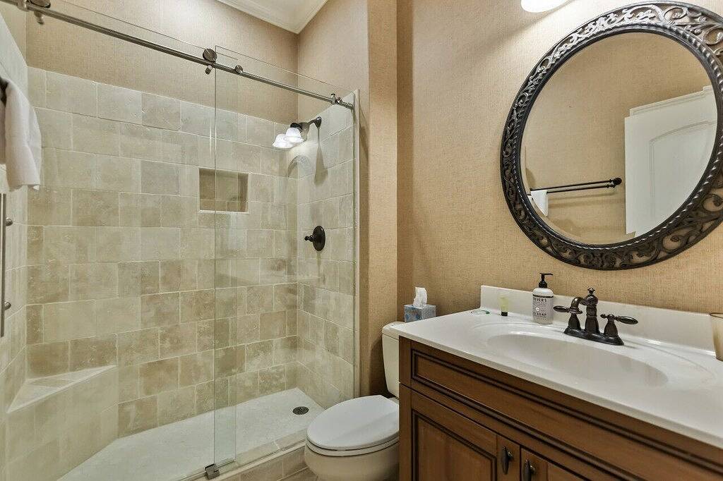 Custom Built Handwerker-Art Haus am See mit fantastischem Blick auf See Keowee in Lake Keowee