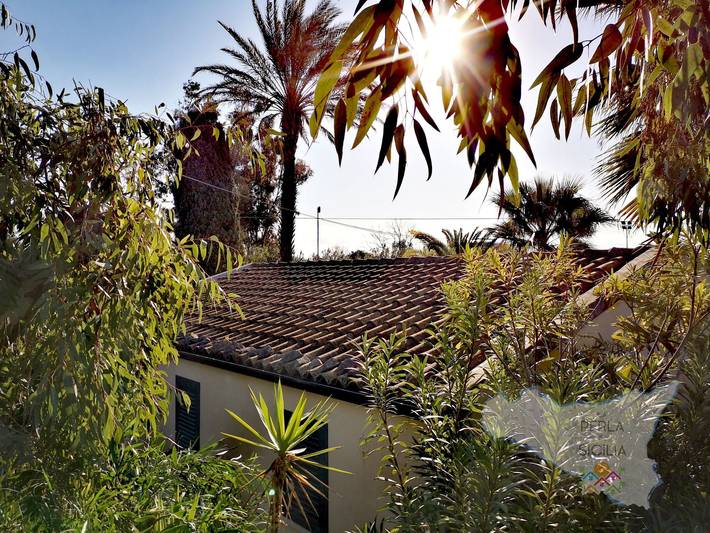 Casa vacanza per 4 persone, con giardino in Sicilia