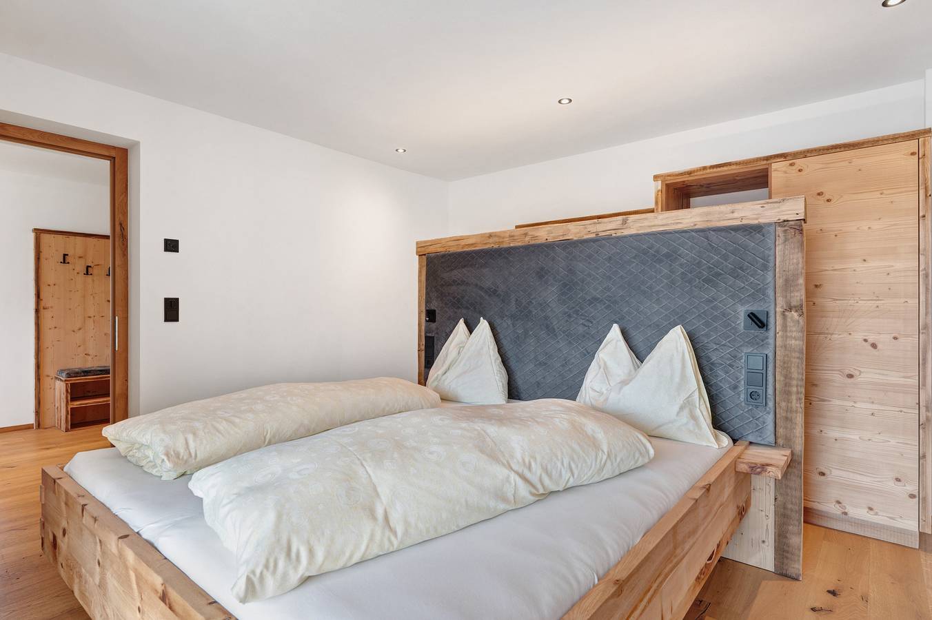 Ganze Wohnung, Ferienwohnung 'Moarhof Rosmarin' mit Bergblick, privater Terrasse und Wi-Fi in Schlaneid, Mölten