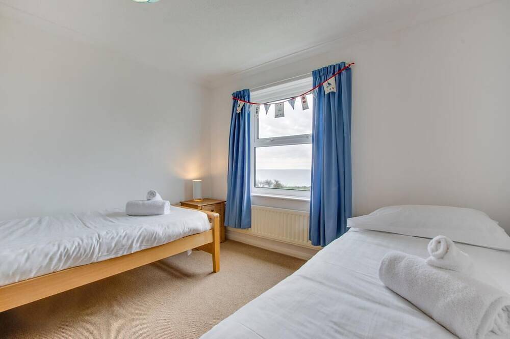 3 Bed in Perranuthnoe (oc-4withe) in Cornwall