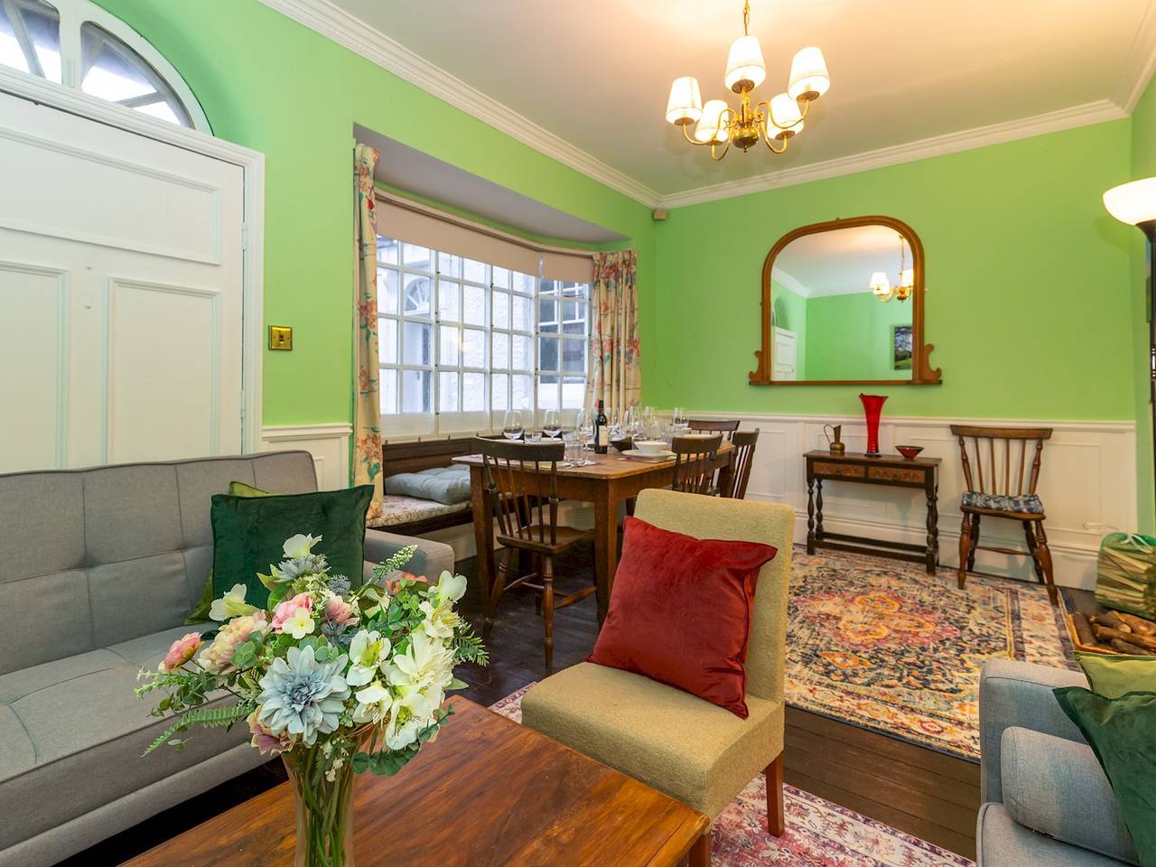 Spacious home, sleeps 9 - walker & cyclist retreat -Pass the Keys in Church Stretton, Shropshire Hills