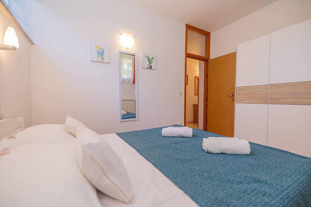 Entire apartment, 2 bedroom cozy apartment in Rovinj in Rovinj (Istria), Rovinj
