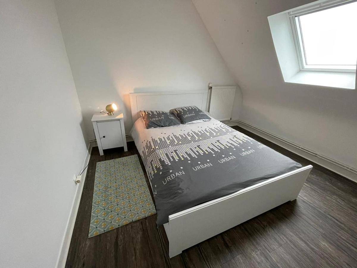 Maison rénovée avec charme, proche des plages in Le Dossen, Santec