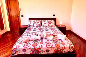 Villa for 7 Guests in Mondello Beach, Mondello, Picture 2