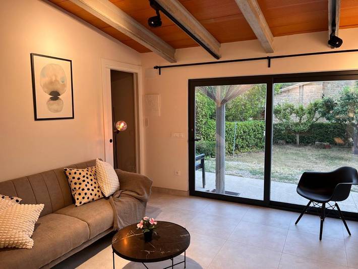 Casa rural para 4 personas, con jardín además de vistas y piscina en Provincia de Lleida - 2