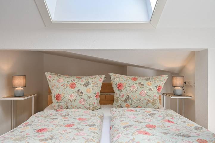 Ferienwohnung für 4 Personen, mit Ausblick und Garten in Tiefenbach (Oberstdorf) - 2