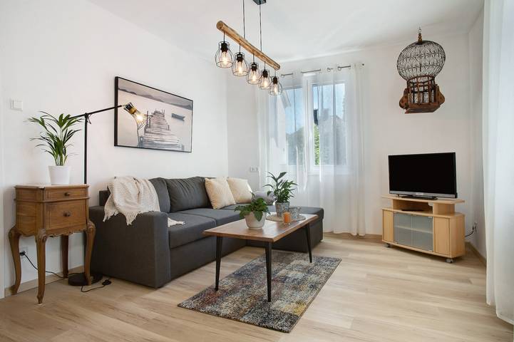 Ferienwohnung für 4 Personen, mit Garten in Friedrichshafen - 2