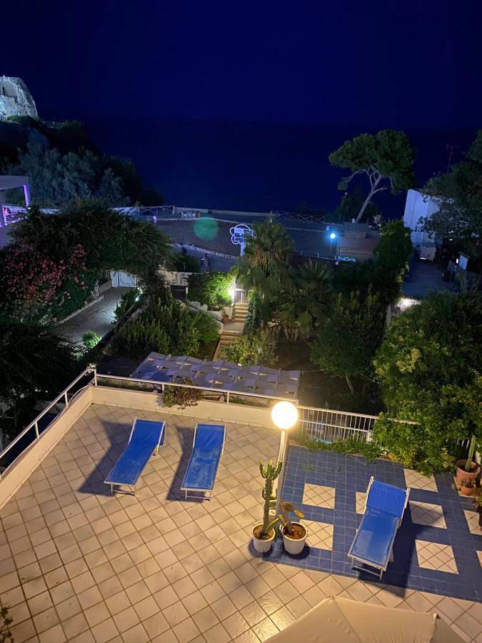 Ferienwohnung für 2 Personen, mit Terrasse und Ausblick in Torre Dell'orso - 4