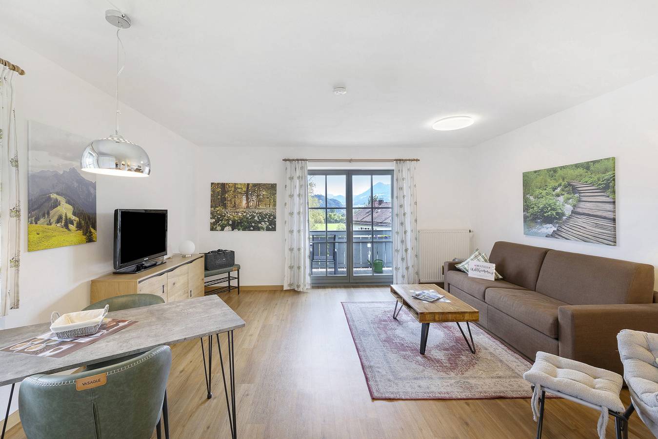 Ganzes Studio, Studio-Apartment 'Fewo Brünnstein- Nr 47 Pool, Sauna' mit Bergblick, Gemeinschaftsgarten und Wlan in Oberaudorf, Bayerische Alpen