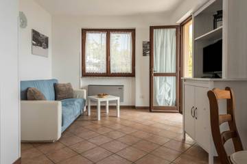 Holiday Rental for 2 People in Tremosine, Garda Mountains, Photo 1