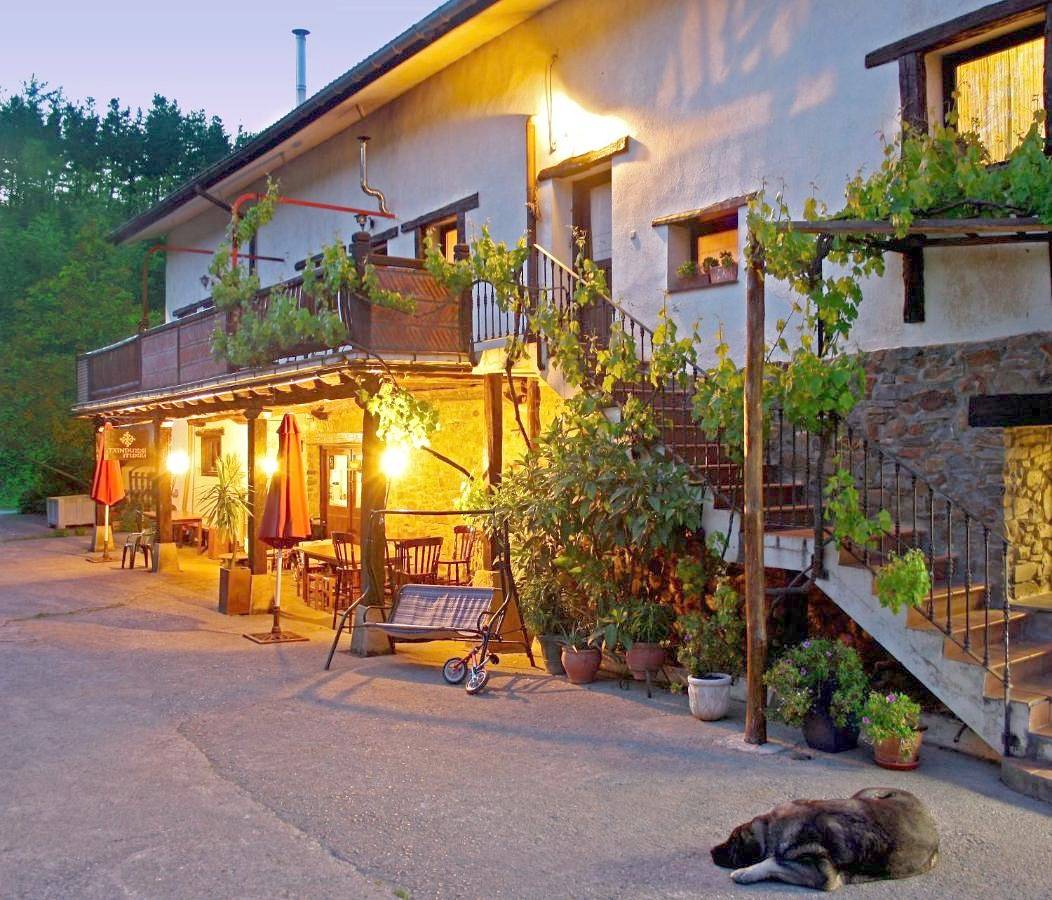 Agroturismo Sidreria Txindurri Iturri in Deva, Guipúzcoa
