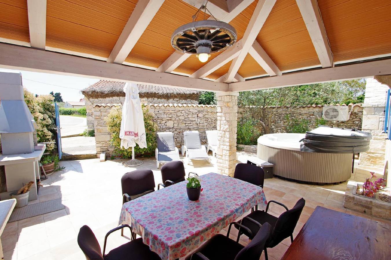 Vakantiehuis voor 5 personen  + 1 kind ca. 100 qm in Kavran, Istrië (zuidkust van Istrië) in Kavran, Zuidkust Istrië