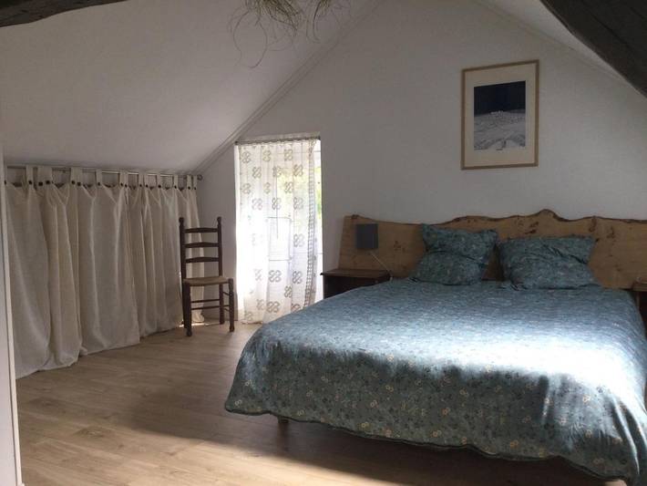 Location de vacances pour 6 personnes, avec jardin à Sens-Beaujeu - 3