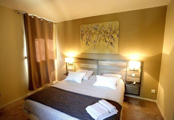 Cottage pour 12 personnes, avec jardin à Château-Arnoux-Saint-Auban