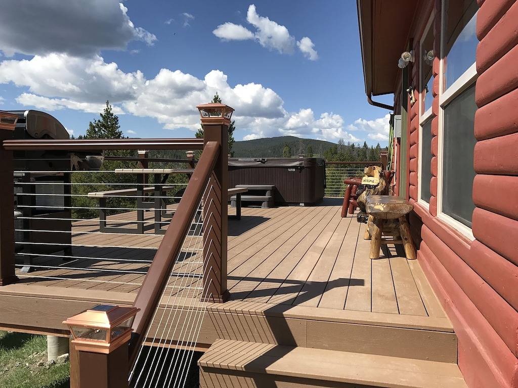 Whispering Pines Guest Cabin am Georgetown Lake - familien- und haustierfreundlich, Whirlpool in Anaconda-Deer Lodge County, Discovery Ski Area