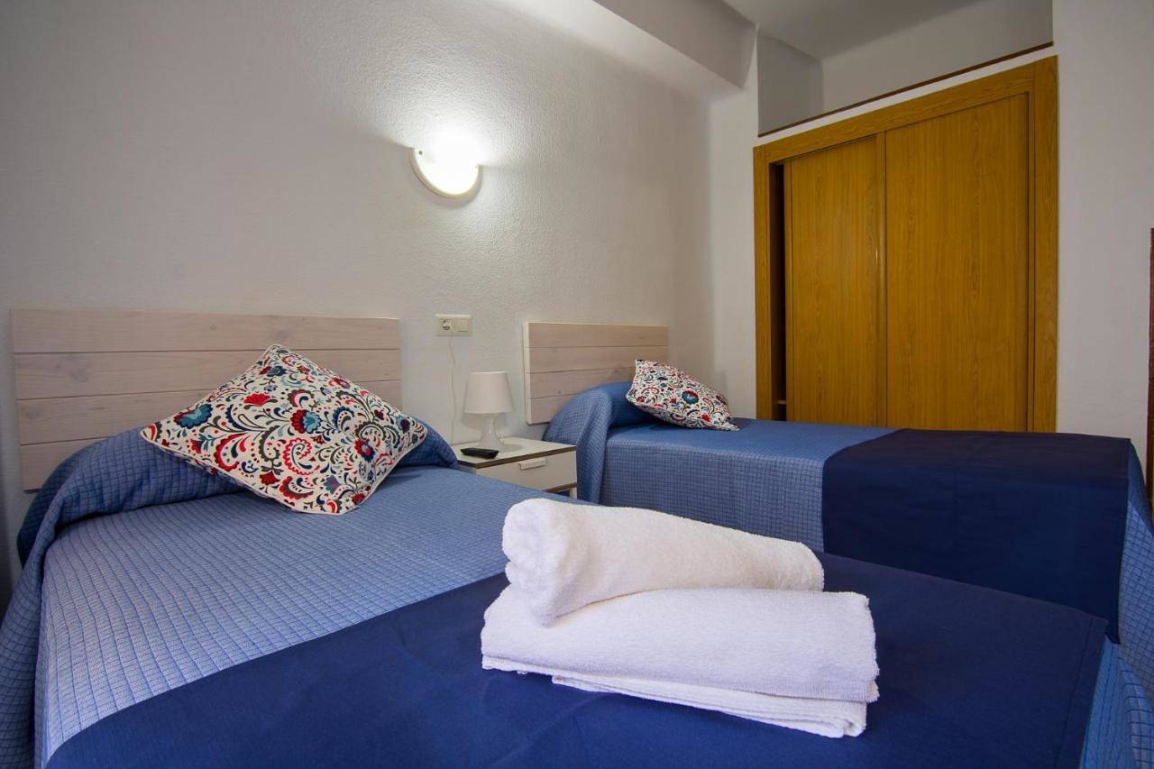 Double Room - Single Use with Shared Bathroom in Torremolinos Centre, Torremolinos