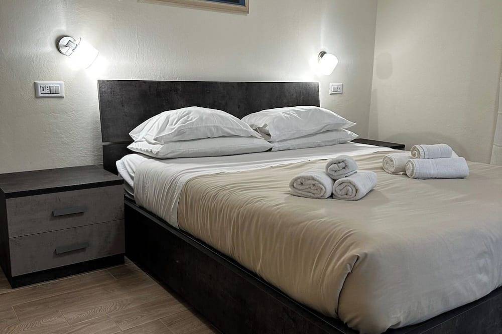 Ganze Wohnung, Doppelzimmer mit eigenem Bad in Terralba (Oristano) - Wacholder in Terralba, Campidano