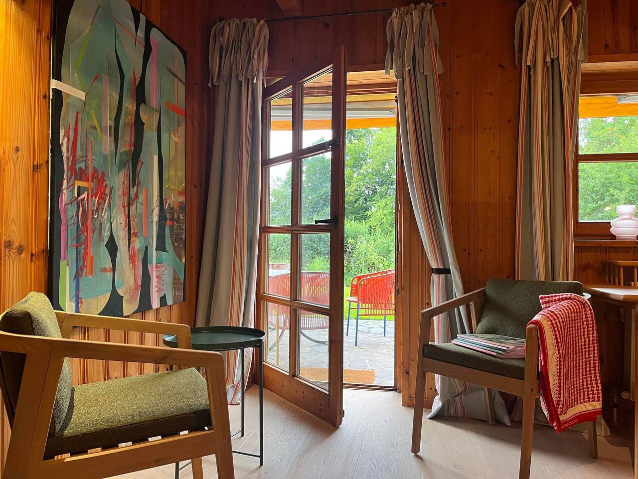 Ganze Ferienwohnung, Chalet Murnau - Gartenwohnung in Westried, Murnau am Staffelsee