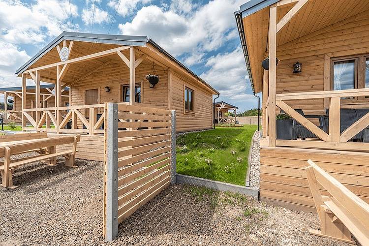 Hütte in Duszniki Zdrój mit Ski und Spa in Sudeten (Polen)
