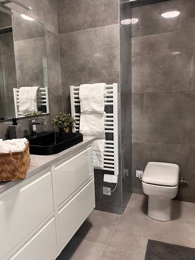 Appartement entier, Three-Bedroom Apartment in Biot, Côte méditerranéenne (France)