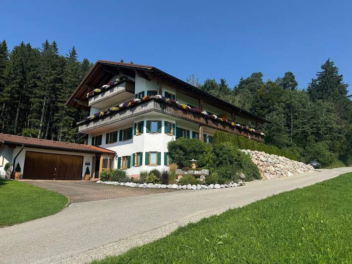 Ferienwohnung für 4 Personen, mit Garten, mit Haustier im Ostallgäu