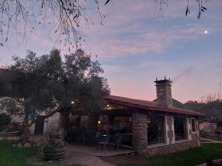 Casa rural para 3 personas, con Terraza y Jardín además de Piscina y Vistas en O Deza - 2