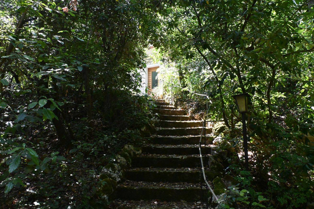 Ganze Wohnung, The Villa - Portonovo, an exclusive villa close to the sea in Monte Conero, Ancona