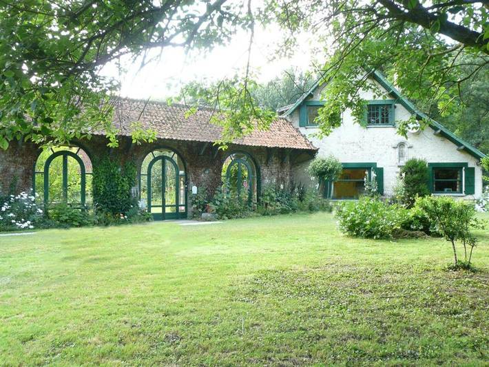 Chambre d’hôte pour 4 personnes, avec Jacuzzi ainsi que Jardin et Sauna à Ardres
