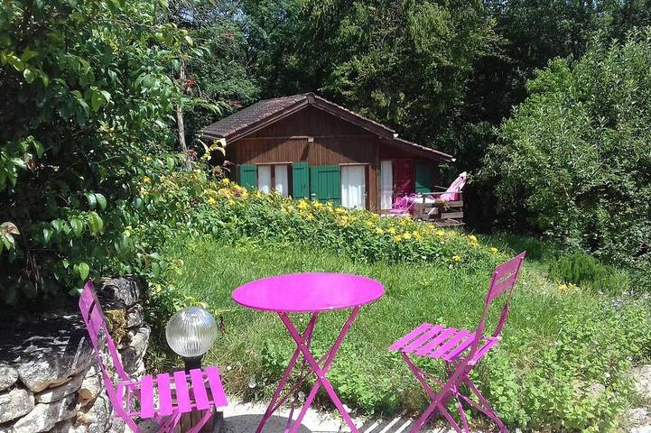 Gîte pour 5 personnes, avec terrasse ainsi que jardin et piscine à Marquay - 4