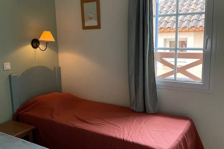 Apartamento entero, House 6 persons.2 bedrooms, 1 living room in Monflanquin, Región de Villeneuve-sur-Lot