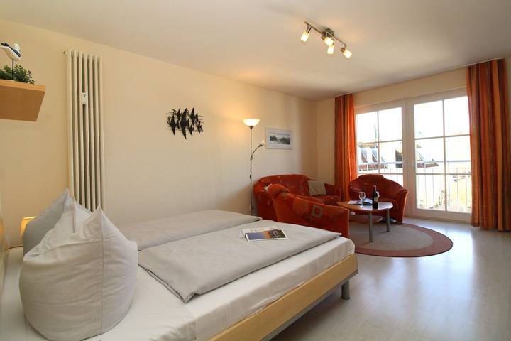 Ganze Wohnung, Haus Olymp Fewo 14: strandnahe 2-Zimmer-Fewo in Kühlungsborn Weststrand, Kühlungsborn