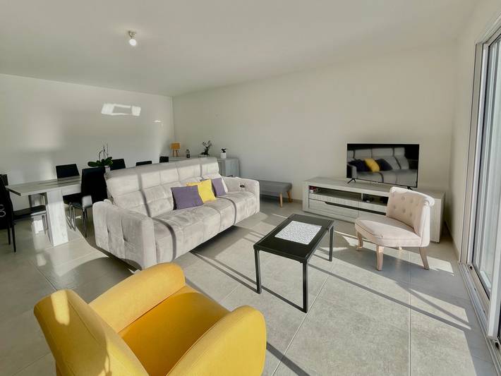 Location de vacances pour 6 personnes, avec Terrasse et Jardin à Brem-sur-Mer - 4