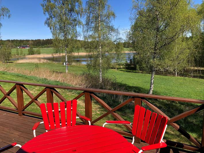 Ferienhaus für 4 Personen, mit Seeblick und Terrasse sowie Garten in Dalsland