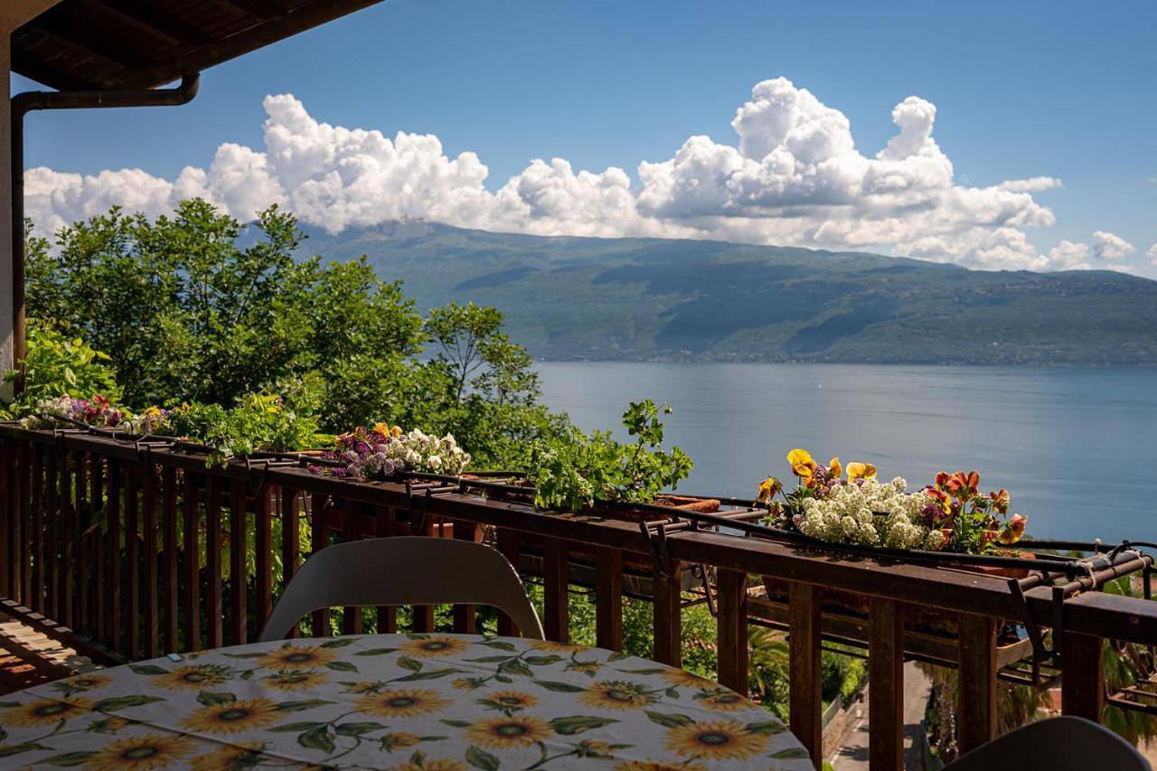 Villa la Quercia Lake View in Maderno, Toscolano-Maderno