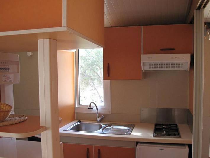 Camping Roca Grossa - Bungalow 4 personas in Platja de la Cabra (Calella), Calella