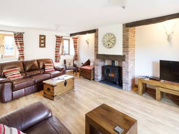 Glamping for 5 People in Shropshire, West Midlands, Photo 3